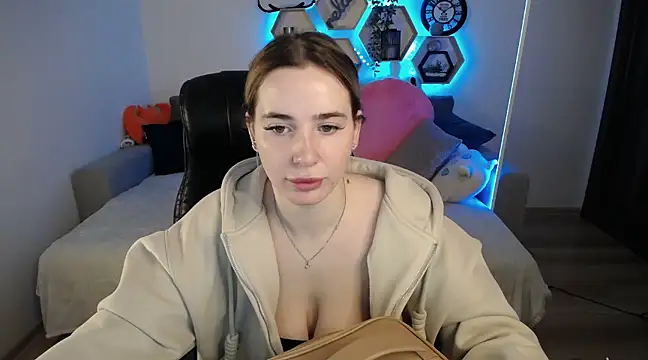 SabrinViolet online show from February 2025 09:06:02 AM