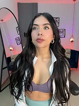 Luna  Ponce online show from March 2026 02:12:01 PM