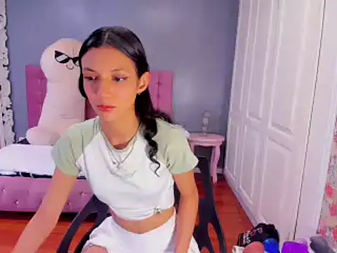 Iris Stone  online show from February 2025 05:47:02 PM