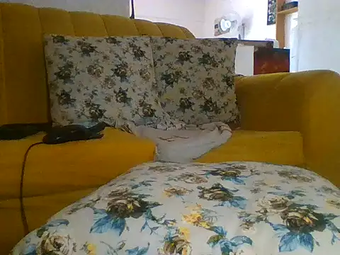 Snapshot of sherry_anne chatting on June 2026 10:35:01 AM sherry anne online show from June 2026 10:35:01 AM