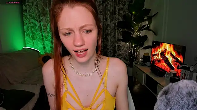 Alyssa Smitt online show from July 2026 12:51:01 AM