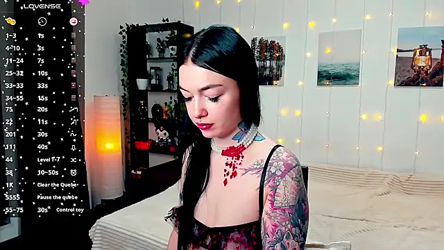 Magic Allie online show from December 2024 07:33:01 PM