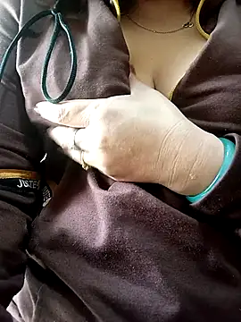 Snapshot of Rose_DiDi chatting on March 2025 03:34:01 AM Rose DiDi online show from March 2025 03:34:01 AM