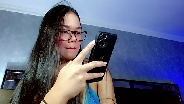 JasmineMoore online show from June 2026 10:01:02 PM
