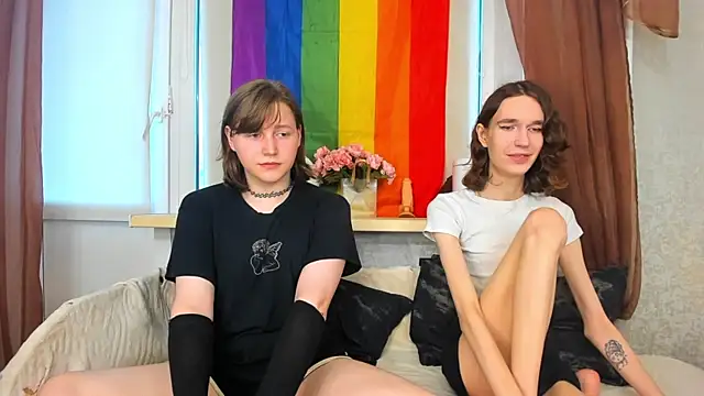 Snapshot of Calvin_and_Kevin chatting on July 2026 03:48:02 PM Calvin and Kevin online show from July 2026 03:48:02 PM