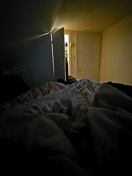 Snapshot of inkedboy7 chatting on February 2025 03:52:01 PM inkedboy7 online show from February 2025 03:52:01 PM