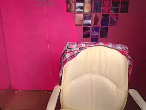 Lissmilf online show from February 2026 12:32:02 PM