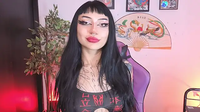 Snapshot of catipetite chatting on May 2026 11:25:01 AM catipetite online show from May 2026 11:25:01 AM