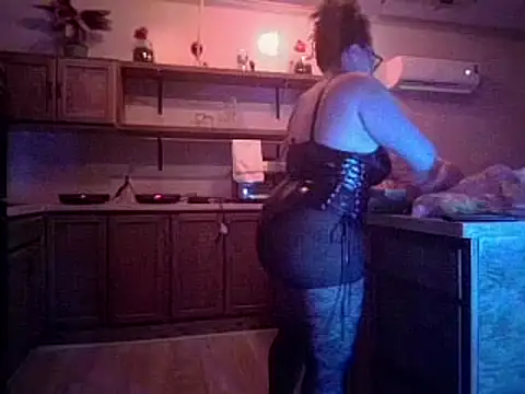 Snapshot of Milfshakecafe chatting on January 2025 02:46:02 AM Milfshakecafe online show from January 2025 02:46:02 AM