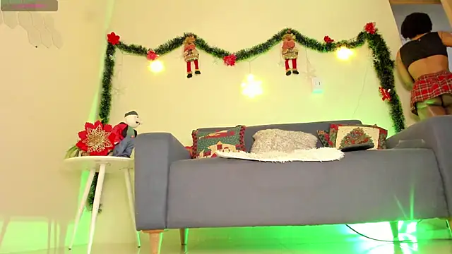 thais dreams online show from December 2024 12:19:02 PM