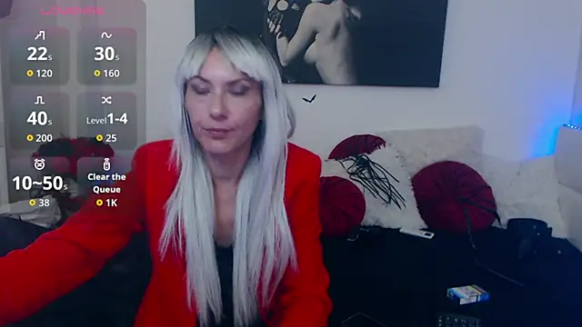 EvelynQueenn online show from October 2025 03:50:02 AM