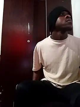 Snapshot of Uncletee112 chatting on November 2025 11:09:01 AM Uncletee112 online show from November 2025 11:09:01 AM