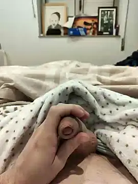 Snapshot of Bemgalado chatting on December 2024 05:54:02 PM Bemgalado online show from December 2024 05:54:02 PM