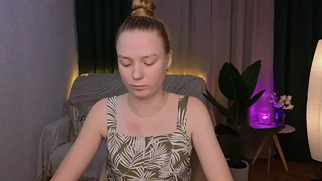 CarolynCohen   online show from December 2024 04:53:01 AM