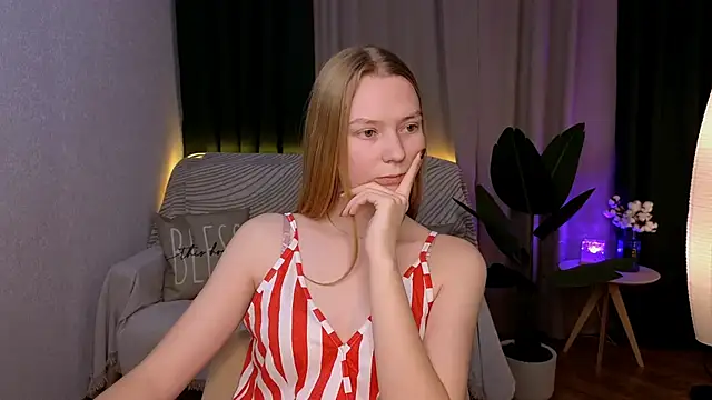 CarolynCohen   online show from December 2024 05:09:02 AM