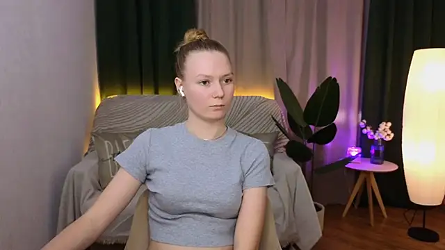 CarolynCohen   online show from January 2025 05:30:01 AM