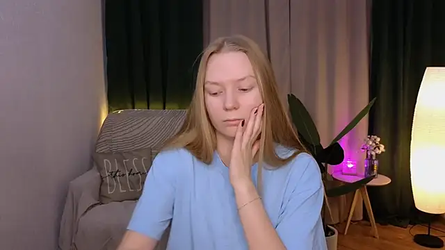 CarolynCohen   online show from March 2025 01:58:01 AM