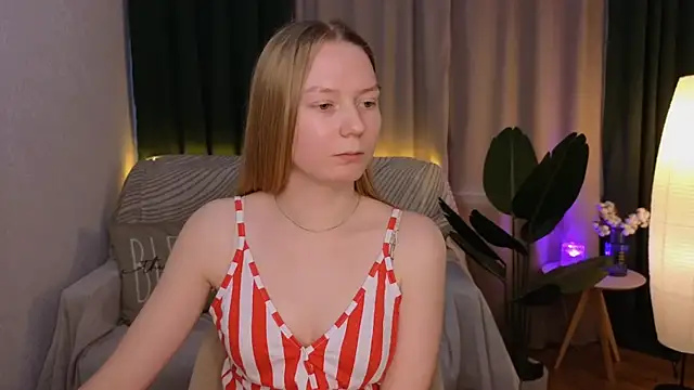 CarolynCohen   online show from March 2025 05:12:02 AM