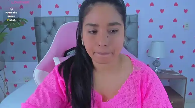 hurrem had online show from January 2025 02:28:02 AM