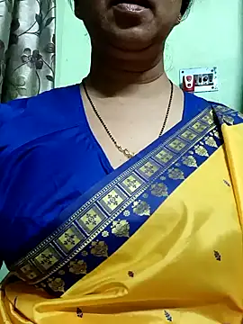 Snapshot of Rosy-B chatting on December 2024 10:49:02 AM Rosy-B online show from December 2024 10:49:02 AM