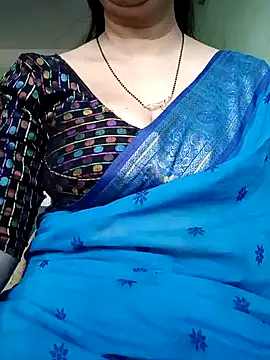 Snapshot of Rosy-B chatting on January 2025 09:52:01 AM Rosy-B online show from January 2025 09:52:01 AM