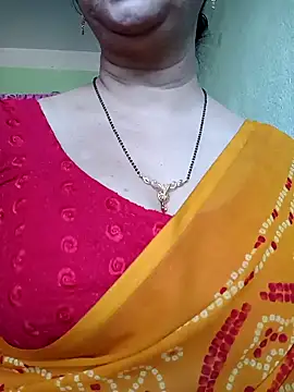 Snapshot of Rosy-B chatting on February 2025 09:58:01 AM Rosy-B online show from February 2025 09:58:01 AM