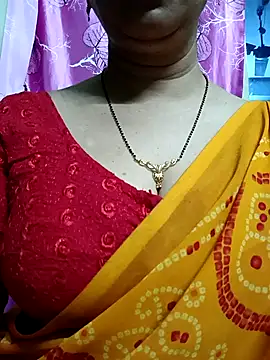 Snapshot of Rosy-B chatting on February 2025 12:28:01 AM Rosy-B online show from February 2025 12:28:01 AM