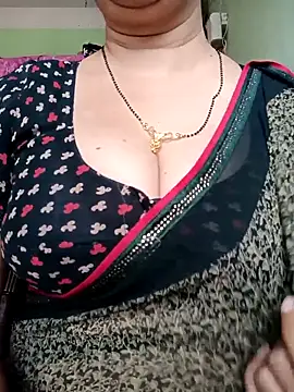 Snapshot of Rosy-B chatting on February 2025 10:27:02 AM Rosy-B online show from February 2025 10:27:02 AM