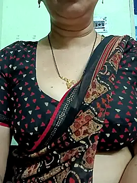 Snapshot of Rosy-B chatting on March 2025 09:54:02 PM Rosy-B online show from March 2025 09:54:02 PM