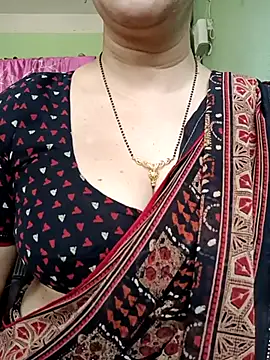 Snapshot of Rosy-B chatting on March 2025 09:38:02 AM Rosy-B online show from March 2025 09:38:02 AM