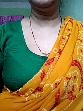 Snapshot of Rosy-B chatting on March 2025 09:48:02 AM Rosy-B online show from March 2025 09:48:02 AM