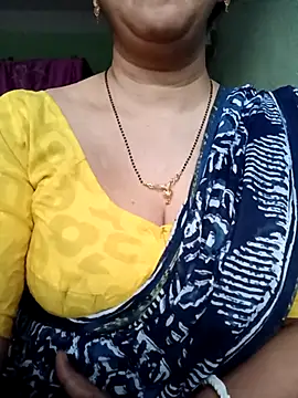 Snapshot of Rosy-B chatting on March 2025 12:39:01 AM Rosy-B online show from March 2025 12:39:01 AM