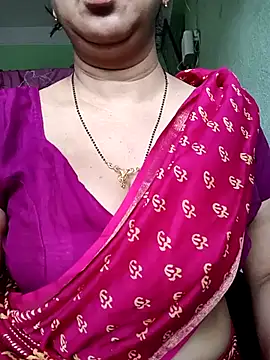 Snapshot of Rosy-B chatting on September 2025 12:44:02 AM Rosy-B online show from September 2025 12:44:02 AM