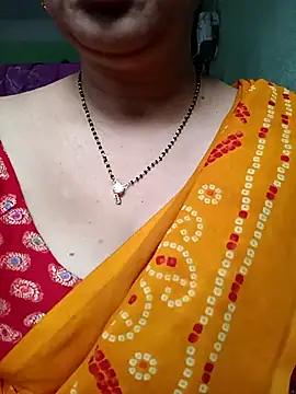 Snapshot of Rosy-B chatting on October 2025 12:25:02 AM Rosy-B online show from October 2025 12:25:02 AM