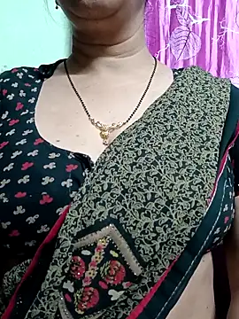 Rosy-B online show from April 2026 09:42:01 PM