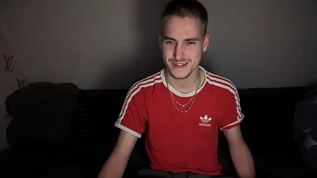 Snapshot of Cookieboy88 chatting on December 2024 09:05:02 PM Cookieboy88 online show from December 2024 09:05:02 PM