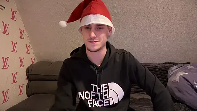 Snapshot of Cookieboy88 chatting on December 2024 06:17:02 PM Cookieboy88 online show from December 2024 06:17:02 PM