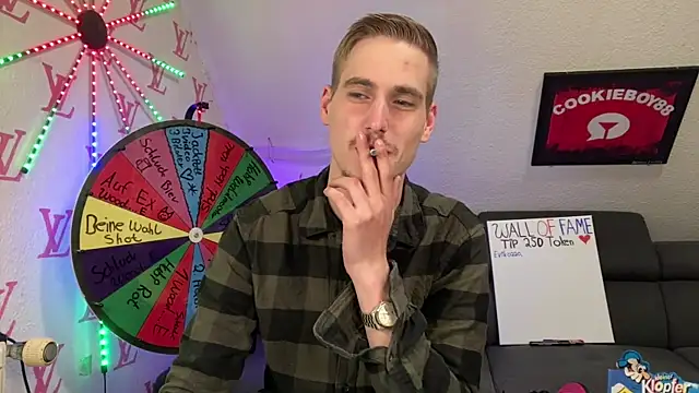 Cookieboy88 online show from April 2026 08:33:02 PM