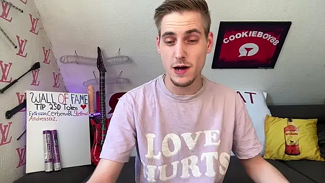 Cookieboy88 online show from May 2026 03:17:01 PM