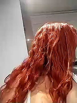 AriaRusso online show from December 2024 05:01:01 PM