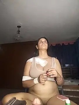 Catalinacandela online show from February 2026 08:21:01 PM