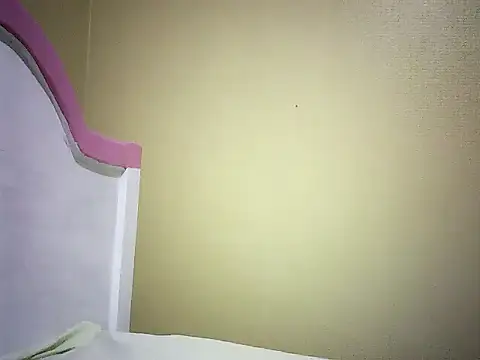 Snapshot of Pierra77 chatting on September 2025 05:51:02 AM Pierra77 online show from September 2025 05:51:02 AM