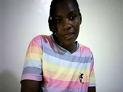 Snapshot of Pierra77 chatting on October 2025 06:04:01 PM Pierra77 online show from October 2025 06:04:01 PM