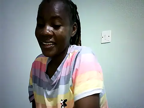 Snapshot of Pierra77 chatting on November 2025 01:44:01 AM Pierra77 online show from November 2025 01:44:01 AM