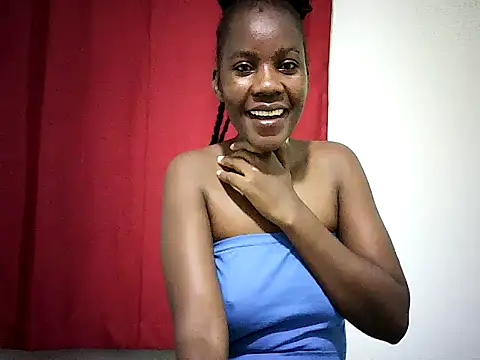Snapshot of Pierra77 chatting on May 2026 01:22:02 AM Pierra77 online show from May 2026 01:22:02 AM