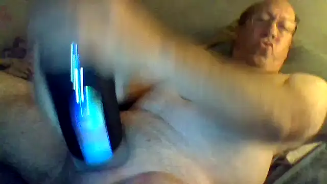 Snapshot of hornyrich69 chatting on May 2026 03:58:01 AM hornyrich69 online show from May 2026 03:58:01 AM