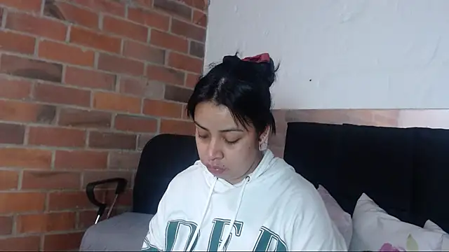 salome  hills1 online show from February 2025 05:29:02 PM