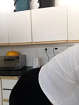 Snapshot of FreakyAngel3X chatting on September 2025 09:42:02 AM FreakyAngel3X online show from September 2025 09:42:02 AM