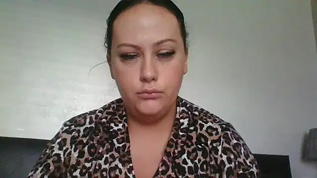 CurvyQueen2023 online show from December 2025 11:04:01 AM