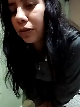 Michellluxo online show from May 2026 12:40:02 AM